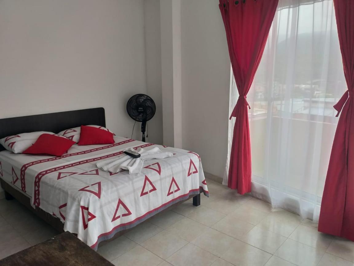 Hotel Luis Angel Мокоа Экстерьер фото