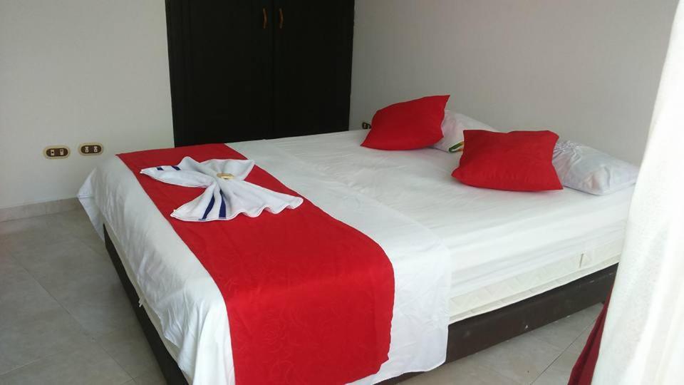 Hotel Luis Angel Мокоа Экстерьер фото